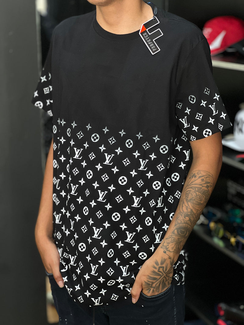 Camiseta Louis Vuitton - Preta