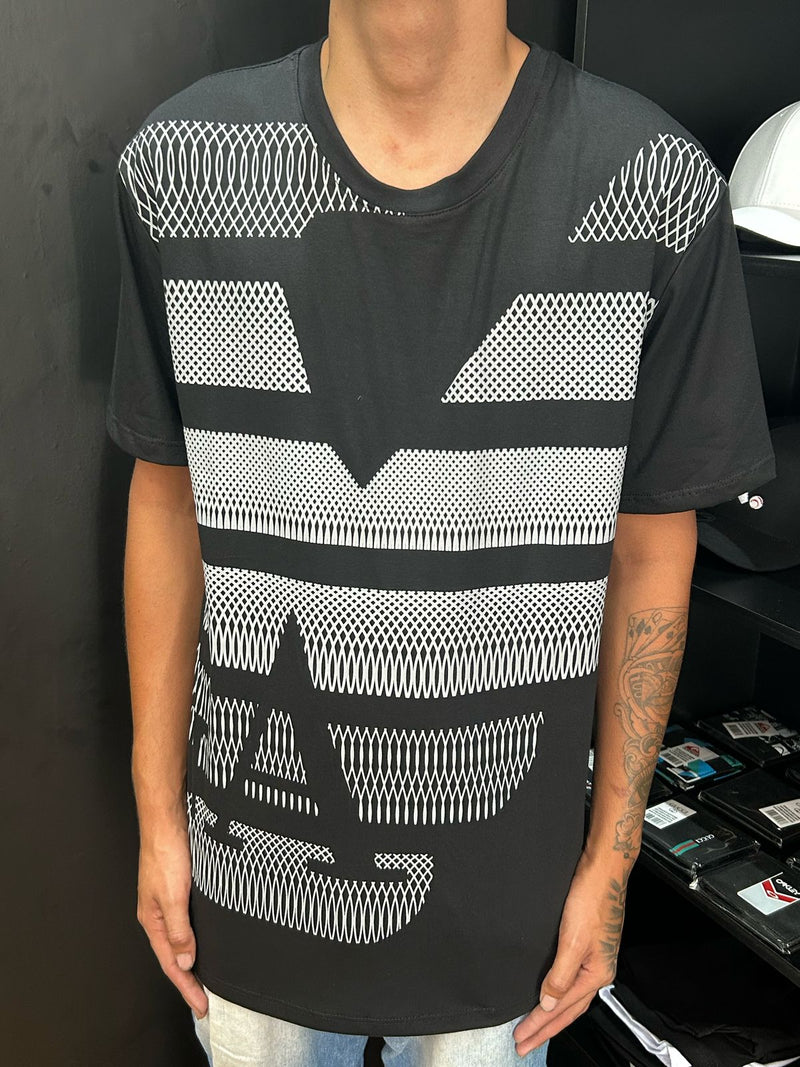 Camiseta Armani - Preta