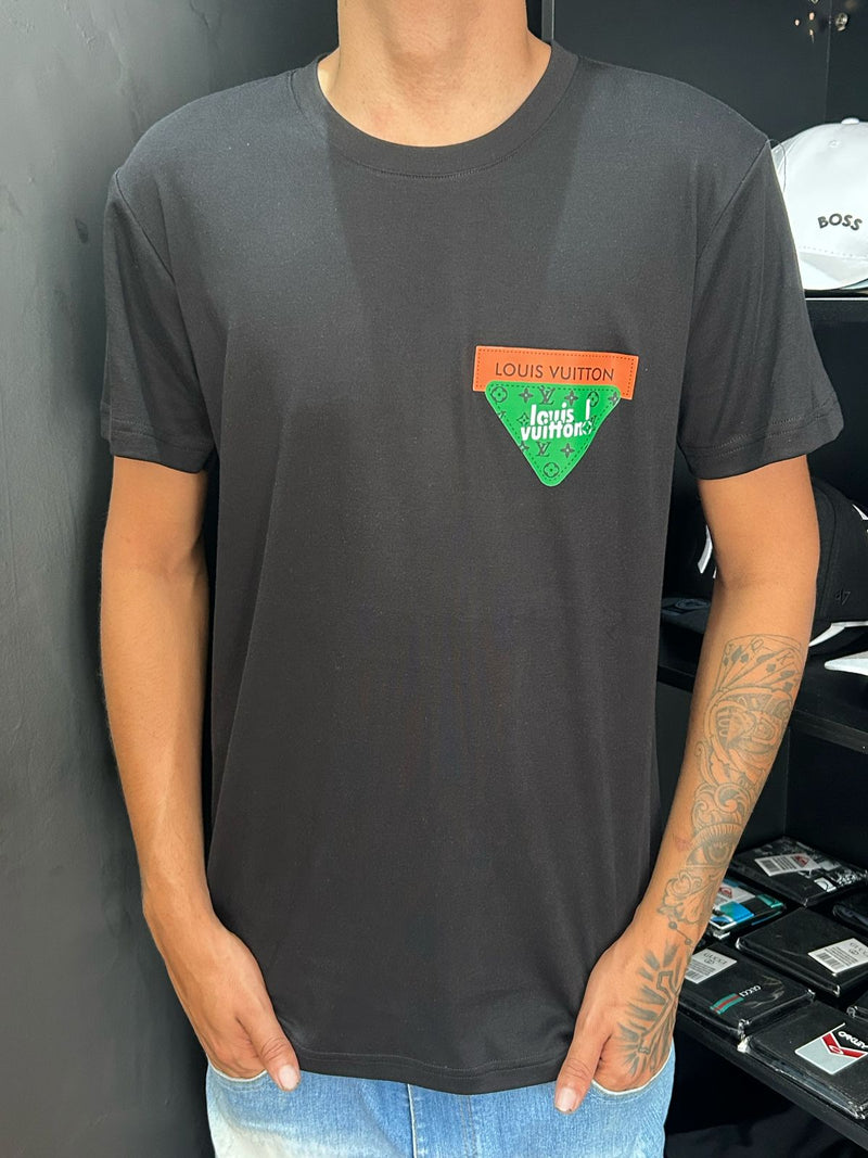 Camiseta Louis Vuitton - Preta